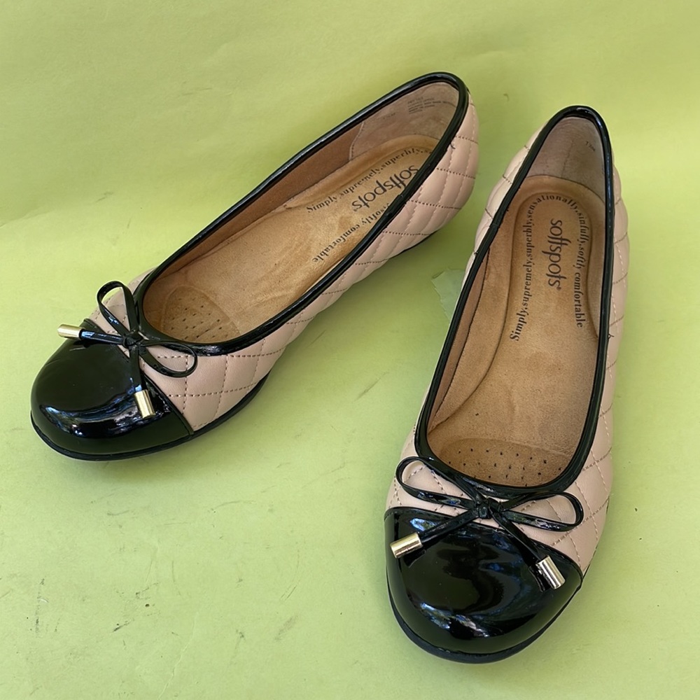 Cream/black Softspots leather shoes